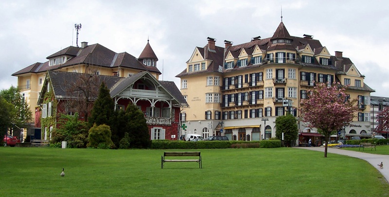 Schloss Velden