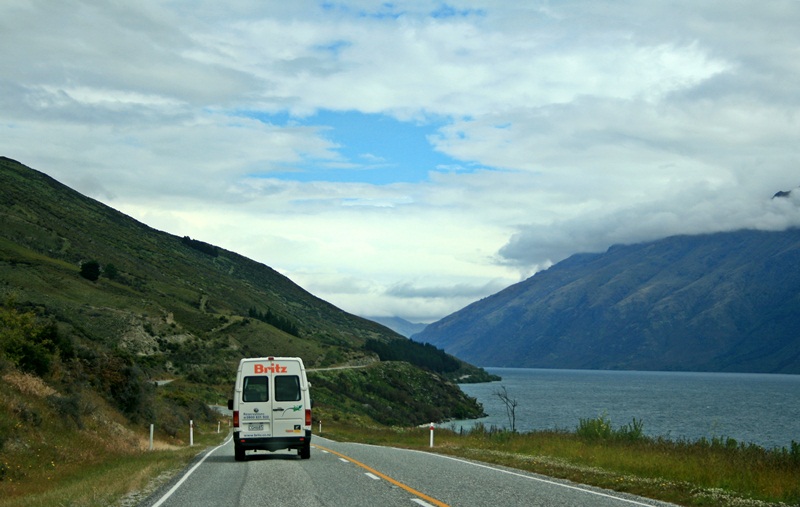 lake wakatipu