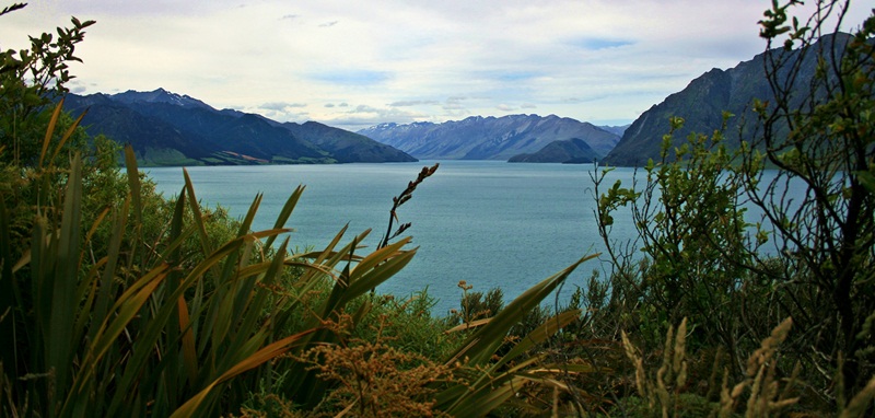 LAKE HAWEA