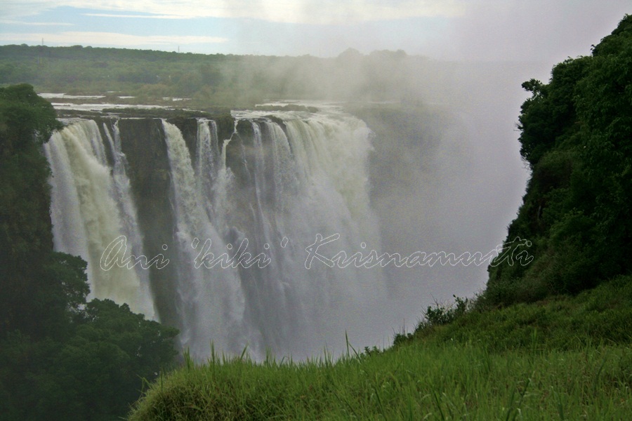 10.pic 102--main falls