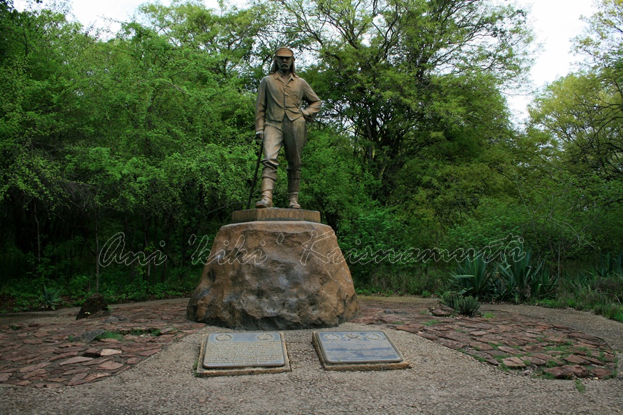 livingstone statue