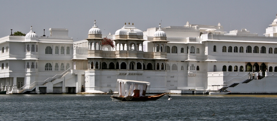 lake palace (jag niwas)