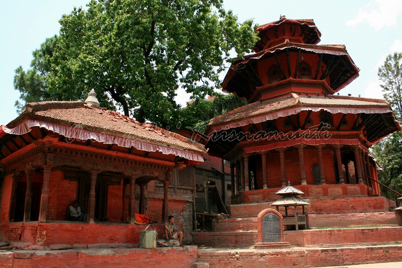 Chyasin Dega&saraswati temple