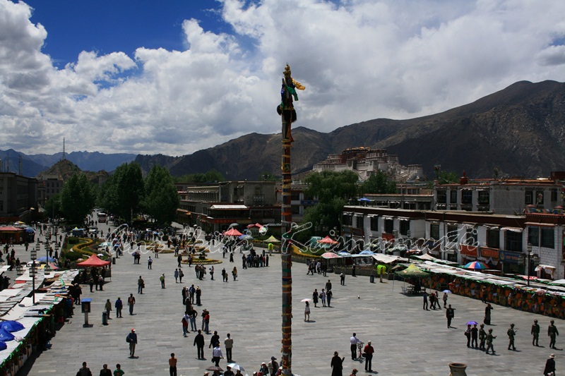 jokhang square