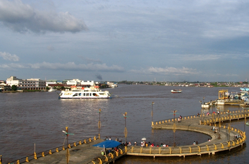 pontianak-kapuas river