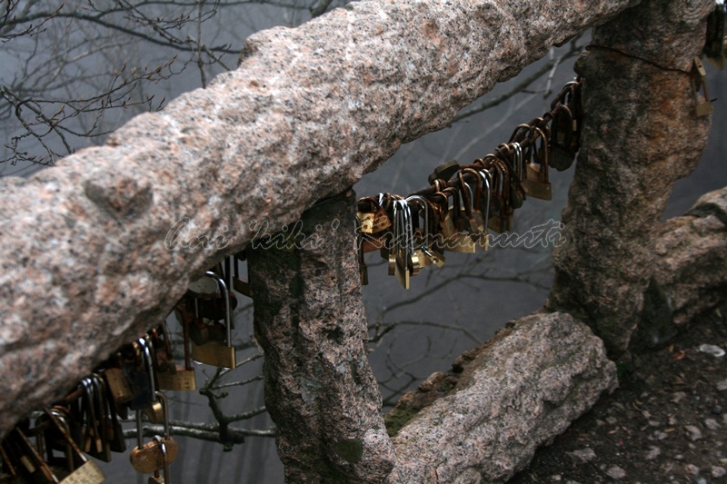 lover locks
