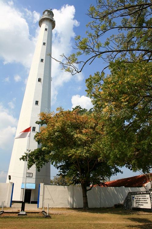 sembilangan,light house