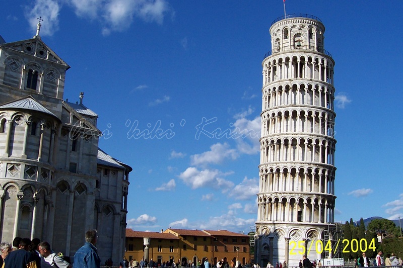 leaning tower of pisa, italy