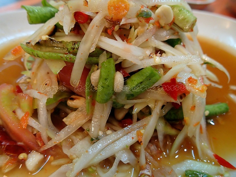 som tam, thai green papaya salad, thailand