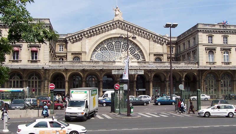 gare de l'est, paris, france