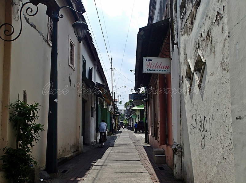 kauman, batik village