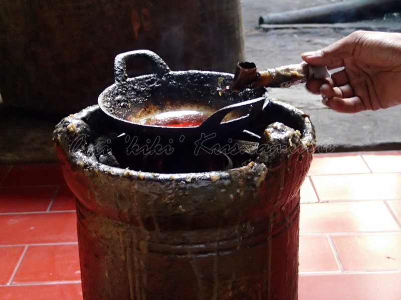 canting. a pen -like tool use to apply liquid hot wax in the batik-making process